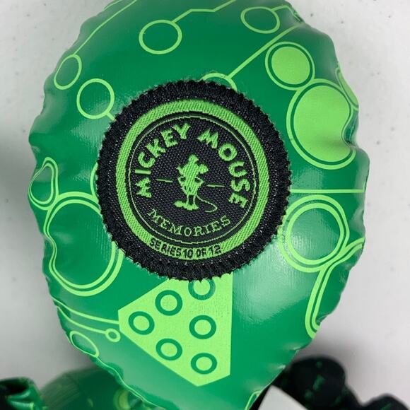 Disney Mickey Mouse Memories Plush #10 October - Picture 5 of 5